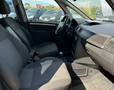 Серый Опель Мерива, объемом двигателя 1.6 л и пробегом 256 тыс. км за 3300 $, фото 9 на Automoto.ua