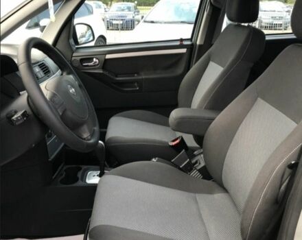 Серый Опель Мерива, объемом двигателя 1.6 л и пробегом 190 тыс. км за 6400 $, фото 1 на Automoto.ua