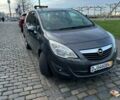 Серый Опель Мерива, объемом двигателя 1.4 л и пробегом 275 тыс. км за 3400 $, фото 1 на Automoto.ua