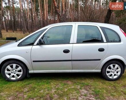 Серый Опель Мерива, объемом двигателя 1.6 л и пробегом 220 тыс. км за 4400 $, фото 4 на Automoto.ua