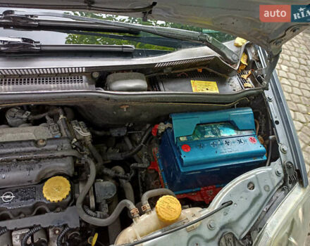 Сірий Опель Меріва, об'ємом двигуна 1.6 л та пробігом 274 тис. км за 4000 $, фото 9 на Automoto.ua