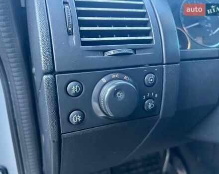 Серый Опель Мерива, объемом двигателя 1.8 л и пробегом 221 тыс. км за 5590 $, фото 19 на Automoto.ua