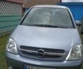 Серый Опель Мерива, объемом двигателя 1.6 л и пробегом 150 тыс. км за 4200 $, фото 1 на Automoto.ua