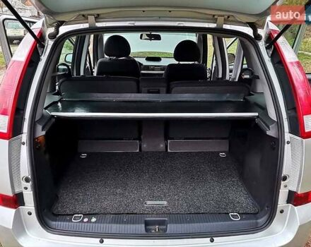 Серый Опель Мерива, объемом двигателя 1.6 л и пробегом 220 тыс. км за 4400 $, фото 9 на Automoto.ua