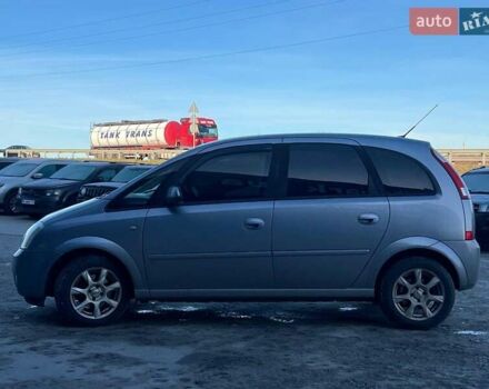 Серый Опель Мерива, объемом двигателя 1.8 л и пробегом 221 тыс. км за 5590 $, фото 4 на Automoto.ua