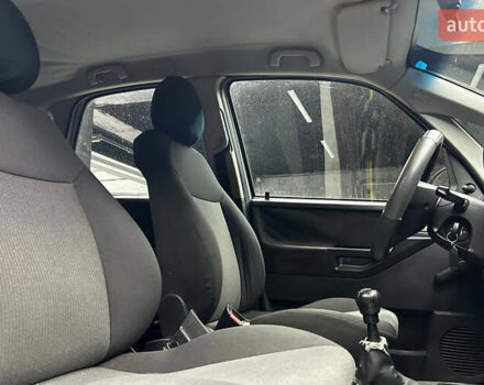 Сірий Опель Меріва, об'ємом двигуна 1.6 л та пробігом 274 тис. км за 4400 $, фото 13 на Automoto.ua