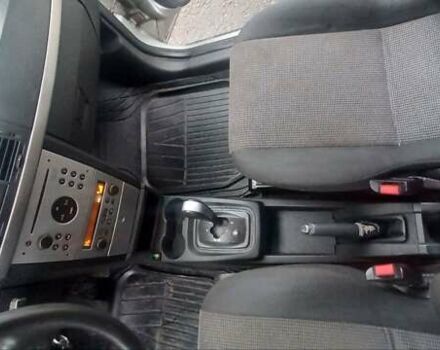 Серый Опель Мерива, объемом двигателя 1.8 л и пробегом 200 тыс. км за 4100 $, фото 4 на Automoto.ua