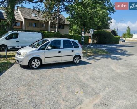 Серый Опель Мерива, объемом двигателя 1.6 л и пробегом 160 тыс. км за 3500 $, фото 6 на Automoto.ua