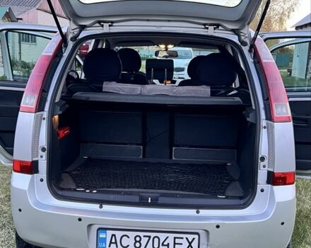 Серый Опель Мерива, объемом двигателя 1.7 л и пробегом 304 тыс. км за 5000 $, фото 7 на Automoto.ua