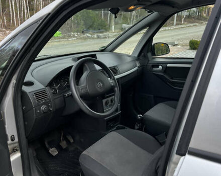 Сірий Опель Меріва, об'ємом двигуна 1.69 л та пробігом 155 тис. км за 4200 $, фото 11 на Automoto.ua