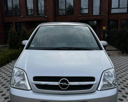 Сірий Опель Меріва, об'ємом двигуна 1.69 л та пробігом 155 тис. км за 4200 $, фото 2 на Automoto.ua