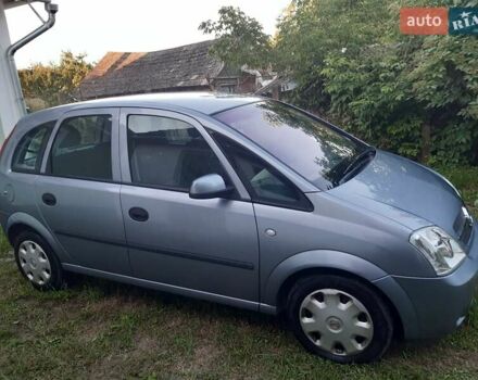 Серый Опель Мерива, объемом двигателя 1.6 л и пробегом 240 тыс. км за 4200 $, фото 3 на Automoto.ua