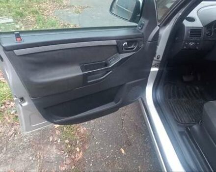 Серый Опель Мерива, объемом двигателя 1.8 л и пробегом 200 тыс. км за 4100 $, фото 5 на Automoto.ua