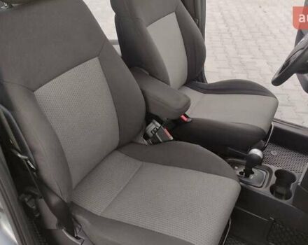 Серый Опель Мерива, объемом двигателя 1.6 л и пробегом 143 тыс. км за 4300 $, фото 14 на Automoto.ua