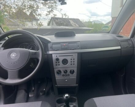 Опель Мерива 2004 в Костополе на Automoto.ua Серый Опель Мерива, объемом двигателя 1.7 л и пробегом 300 тыс. км за 3500 $, фото 5 на Automoto.ua