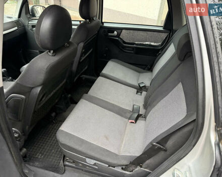 Серый Опель Мерива, объемом двигателя 1.69 л и пробегом 333 тыс. км за 3375 $, фото 11 на Automoto.ua