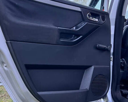 Серый Опель Мерива, объемом двигателя 1.7 л и пробегом 304 тыс. км за 5000 $, фото 12 на Automoto.ua