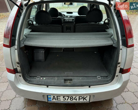 Серый Опель Мерива, объемом двигателя 1.69 л и пробегом 333 тыс. км за 3375 $, фото 13 на Automoto.ua