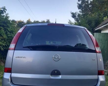 Серый Опель Мерива, объемом двигателя 1.6 л и пробегом 240 тыс. км за 4200 $, фото 1 на Automoto.ua