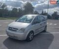 Серый Опель Мерива, объемом двигателя 1.6 л и пробегом 233 тыс. км за 3200 $, фото 2 на Automoto.ua