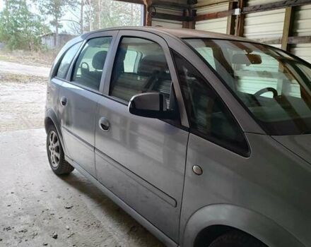 Сірий Опель Меріва, об'ємом двигуна 1.6 л та пробігом 180 тис. км за 2990 $, фото 1 на Automoto.ua