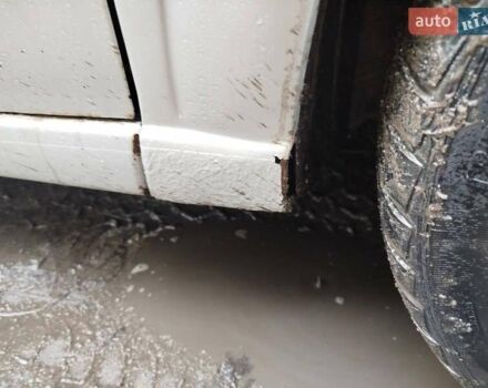 Сірий Опель Меріва, об'ємом двигуна 1.7 л та пробігом 256 тис. км за 3400 $, фото 16 на Automoto.ua