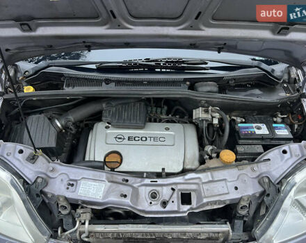 Серый Опель Мерива, объемом двигателя 1.6 л и пробегом 180 тыс. км за 3650 $, фото 11 на Automoto.ua