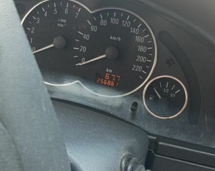 Серый Опель Мерива, объемом двигателя 1.6 л и пробегом 257 тыс. км за 3000 $, фото 5 на Automoto.ua