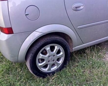 Сірий Опель Меріва, об'ємом двигуна 1.6 л та пробігом 235 тис. км за 3900 $, фото 16 на Automoto.ua