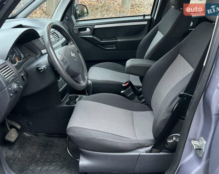 Серый Опель Мерива, объемом двигателя 1.6 л и пробегом 180 тыс. км за 3650 $, фото 24 на Automoto.ua