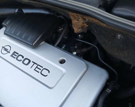 Сірий Опель Меріва, об'ємом двигуна 1.6 л та пробігом 235 тис. км за 3900 $, фото 10 на Automoto.ua