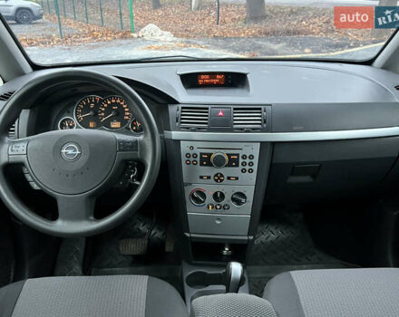 Серый Опель Мерива, объемом двигателя 1.6 л и пробегом 180 тыс. км за 3650 $, фото 28 на Automoto.ua