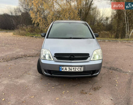 Серый Опель Мерива, объемом двигателя 1.6 л и пробегом 307 тыс. км за 3600 $, фото 24 на Automoto.ua