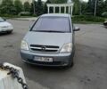 Сірий Опель Меріва, об'ємом двигуна 1.7 л та пробігом 290 тис. км за 1909 $, фото 1 на Automoto.ua