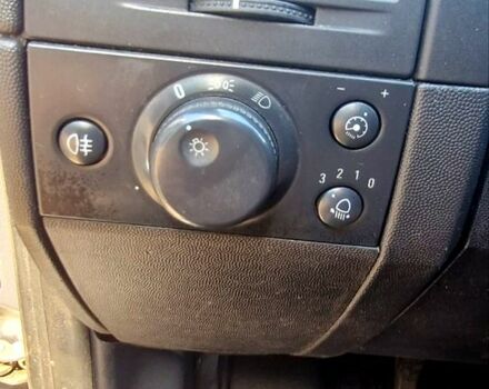 Серый Опель Мерива, объемом двигателя 1.8 л и пробегом 200 тыс. км за 4100 $, фото 9 на Automoto.ua