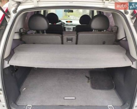 Сірий Опель Меріва, об'ємом двигуна 1.7 л та пробігом 256 тис. км за 3400 $, фото 10 на Automoto.ua