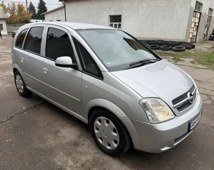 Серый Опель Мерива, объемом двигателя 1.4 л и пробегом 226 тыс. км за 3950 $, фото 5 на Automoto.ua