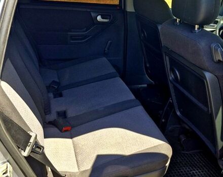 Серый Опель Мерива, объемом двигателя 1.8 л и пробегом 200 тыс. км за 4100 $, фото 7 на Automoto.ua