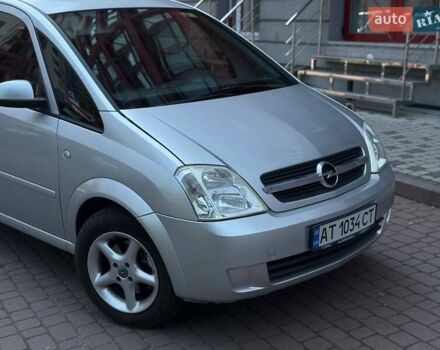 Серый Опель Мерива, объемом двигателя 1.6 л и пробегом 280 тыс. км за 4600 $, фото 5 на Automoto.ua