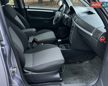 Серый Опель Мерива, объемом двигателя 1.6 л и пробегом 180 тыс. км за 3650 $, фото 15 на Automoto.ua