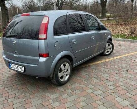 Сірий Опель Меріва, об'ємом двигуна 1.6 л та пробігом 250 тис. км за 4700 $, фото 5 на Automoto.ua