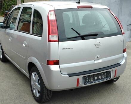 Серый Опель Мерива, объемом двигателя 1.6 л и пробегом 307 тыс. км за 3800 $, фото 3 на Automoto.ua