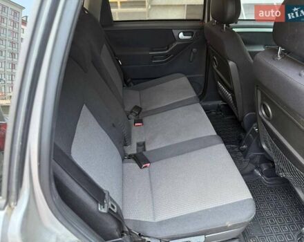 Серый Опель Мерива, объемом двигателя 1.6 л и пробегом 280 тыс. км за 4600 $, фото 12 на Automoto.ua