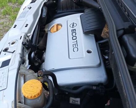 Сірий Опель Меріва, об'ємом двигуна 1.6 л та пробігом 235 тис. км за 3900 $, фото 3 на Automoto.ua