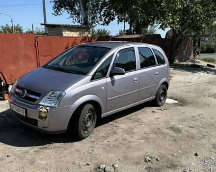 Сірий Опель Меріва, об'ємом двигуна 1.6 л та пробігом 240 тис. км за 3900 $, фото 3 на Automoto.ua