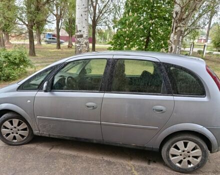 Серый Опель Мерива, объемом двигателя 1.7 л и пробегом 290 тыс. км за 1868 $, фото 6 на Automoto.ua