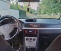 Сірий Опель Меріва, об'ємом двигуна 1.6 л та пробігом 312 тис. км за 4500 $, фото 19 на Automoto.ua