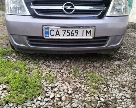 Серый Опель Мерива, объемом двигателя 1.4 л и пробегом 190 тыс. км за 3650 $, фото 3 на Automoto.ua
