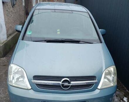 Серый Опель Мерива, объемом двигателя 1.6 л и пробегом 243 тыс. км за 4500 $, фото 3 на Automoto.ua