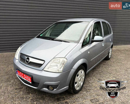 Серый Опель Мерива, объемом двигателя 1.6 л и пробегом 180 тыс. км за 5700 $, фото 2 на Automoto.ua
